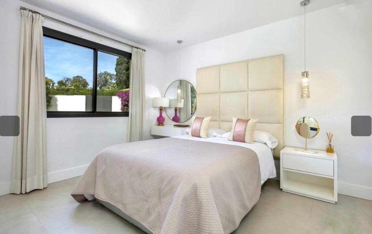 4 Zimmer Villa zu verkaufen in San Pedro de Alcantara mit Pool Garage - 2.900.000 € (Ref: 9975995)