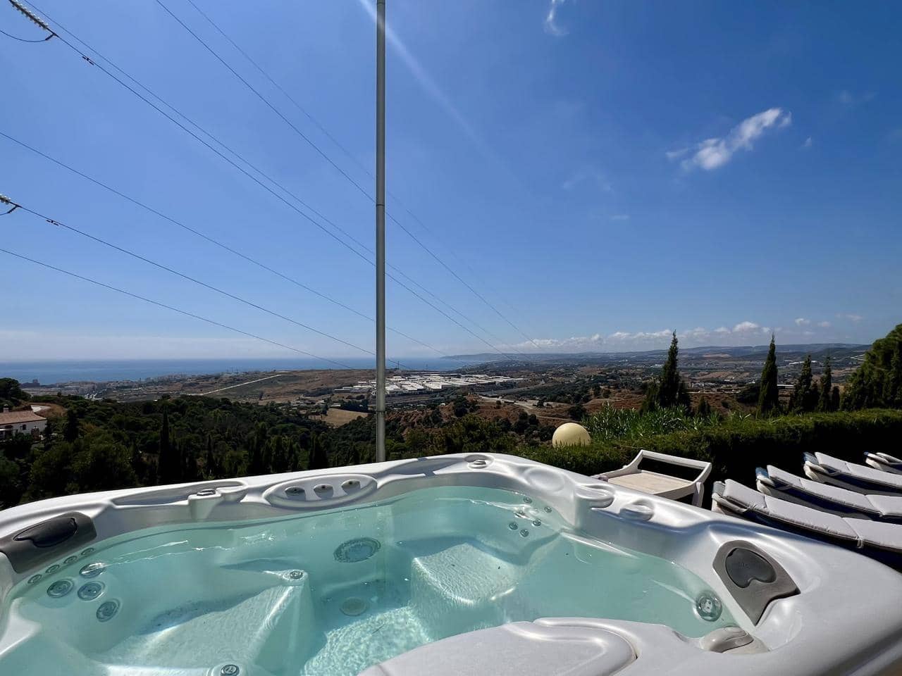 6 soverom Villa til salgs i Estepona med svømmebasseng garasje - € 1 190 000 (Ref: 9975996)