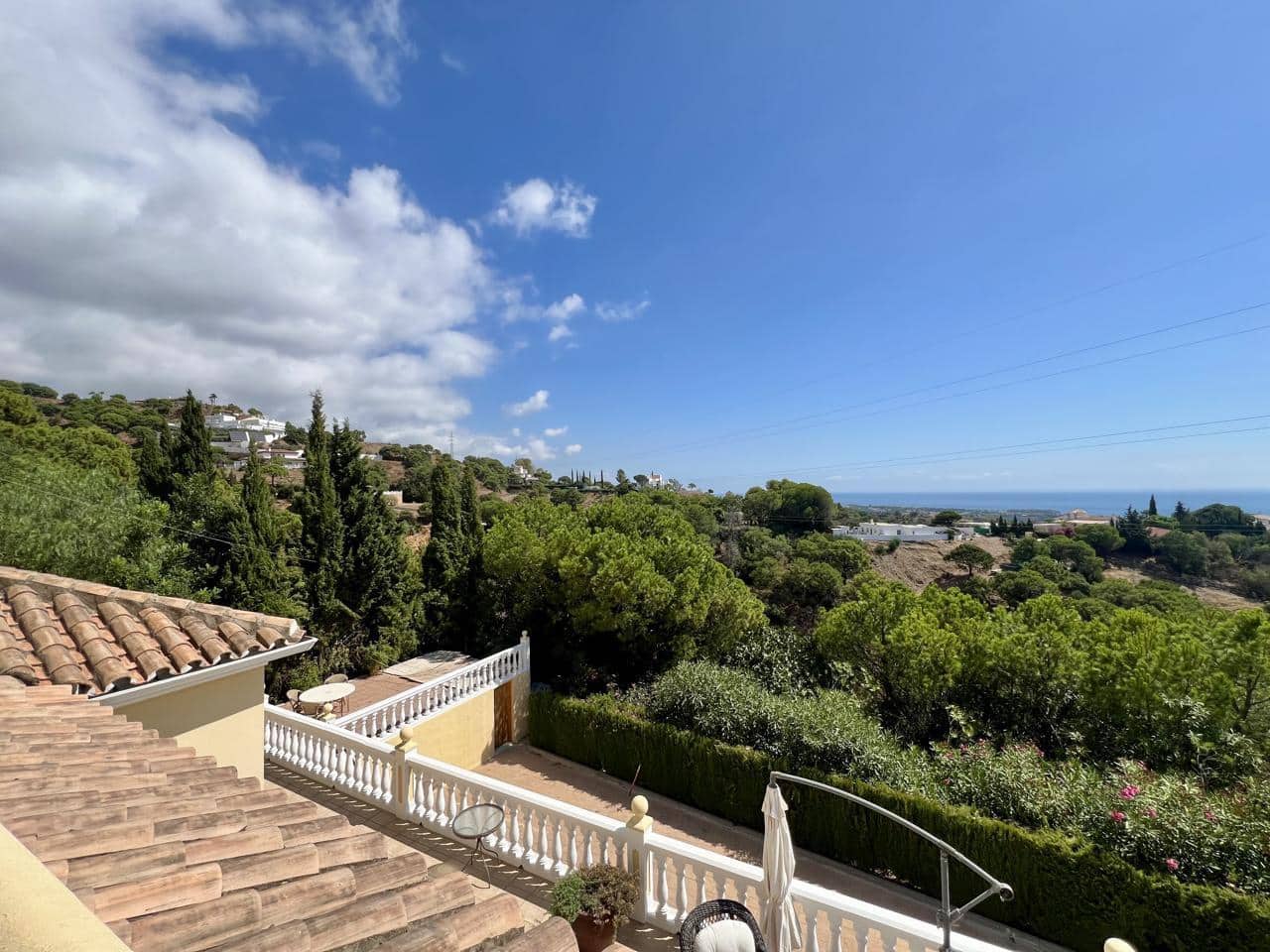 6 soverom Villa til salgs i Estepona med svømmebasseng garasje - € 1 190 000 (Ref: 9975996)