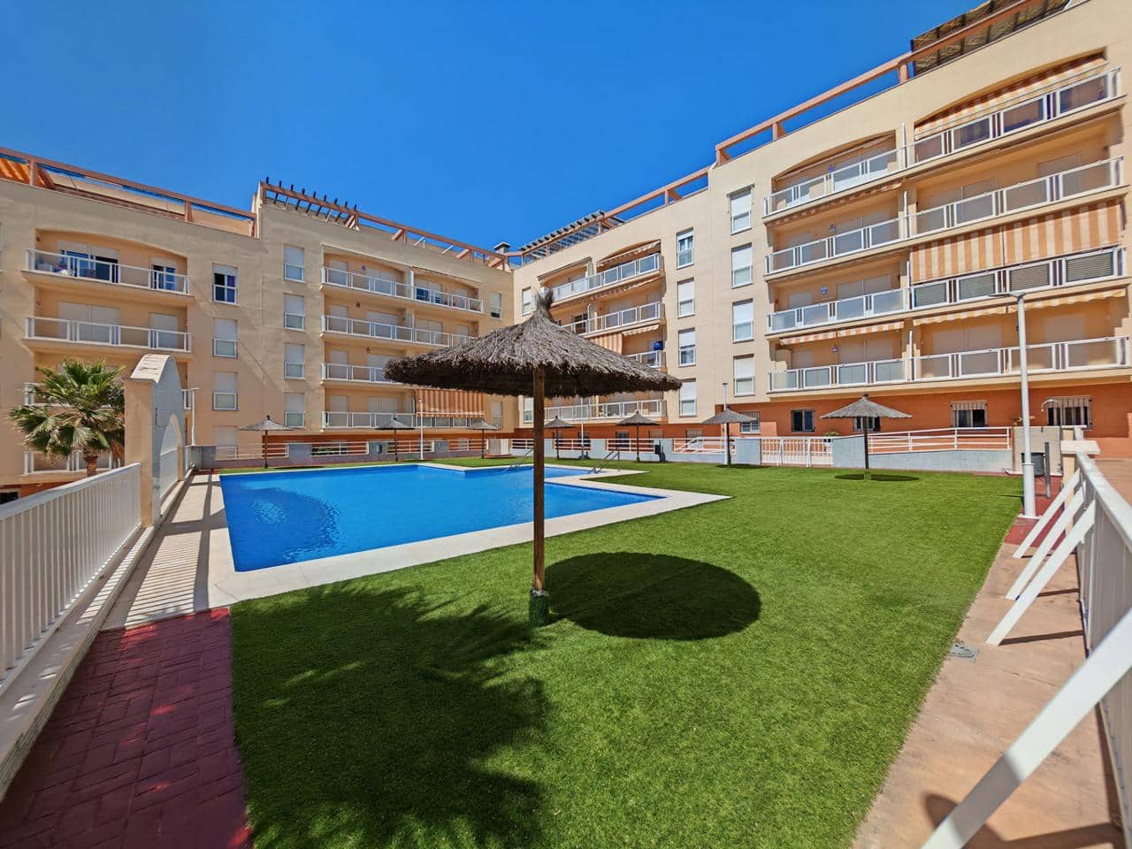 2 chambre Appartement à vendre à San Luis de Sabinillas - 299 000 € (Ref: 9976162)