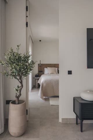 3 soveværelse Lejlighed til salg i Los Naranjos, Marbella - € 1.095.000 (Ref: 9981397)