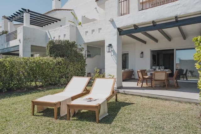 3 soveværelse Lejlighed til salg i Los Naranjos, Marbella - € 1.095.000 (Ref: 9981397)