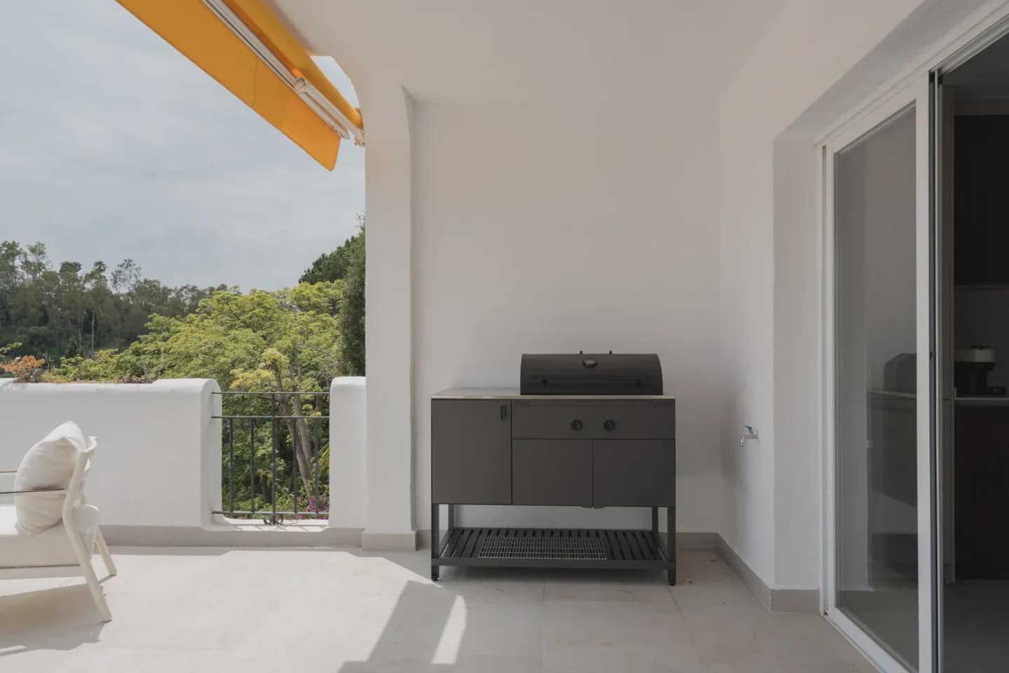 3 soverom Leilighet til salgs i Benahavis med garasje - € 725 000 (Ref: 9981398)