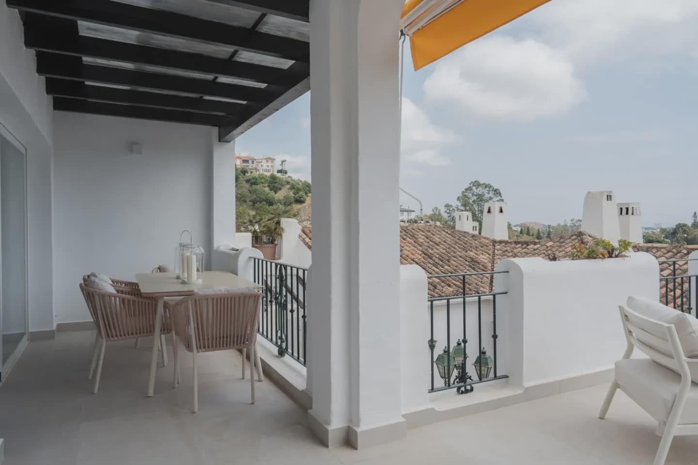3 soverom Leilighet til salgs i Benahavis med garasje - € 725 000 (Ref: 9981398)