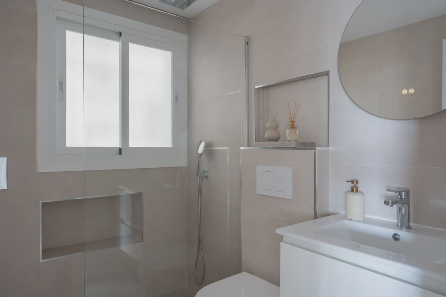 3 soverom Leilighet til salgs i Benahavis med garasje - € 725 000 (Ref: 9981398)