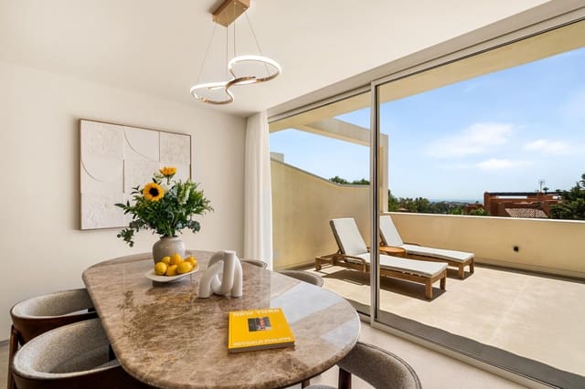 3 soverom Leilighet til salgs i Los Naranjos, Marbella med garasje - € 995 000 (Ref: 9981565)