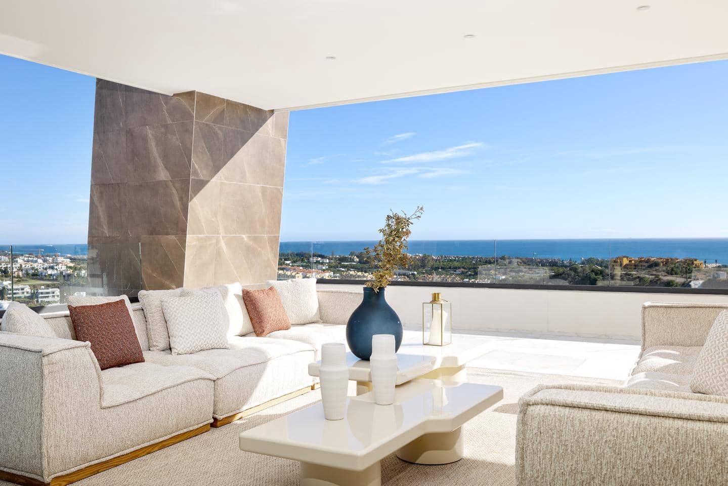 Piso de 5 habitaciones en Estepona en venta con garaje - 1.678.770 € (Ref: 9987171)