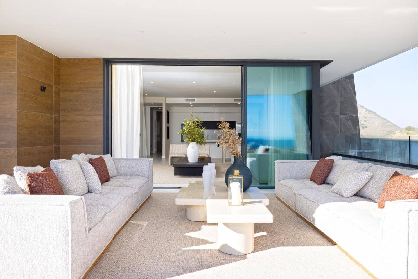 Piso de 5 habitaciones en Estepona en venta con garaje - 1.678.770 € (Ref: 9987171)