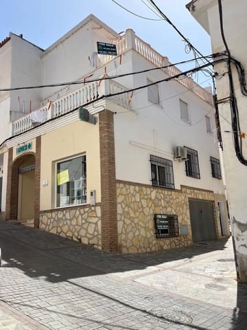 3 camera da letto Casa in vendita in Jete con garage - 160.000 € (Rif: 10042647)