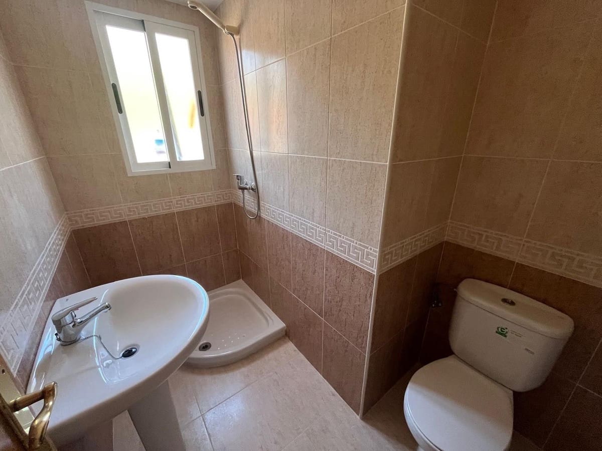 3 camera da letto Casa in vendita in Jete con garage - 160.000 € (Rif: 10042647)