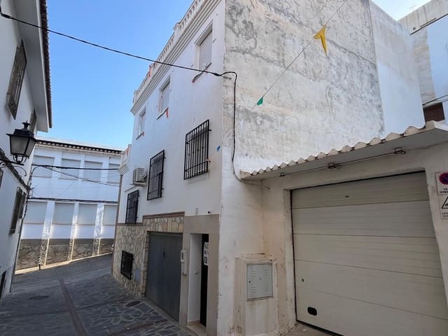 3 camera da letto Casa in vendita in Jete con garage - 160.000 € (Rif: 10042647)
