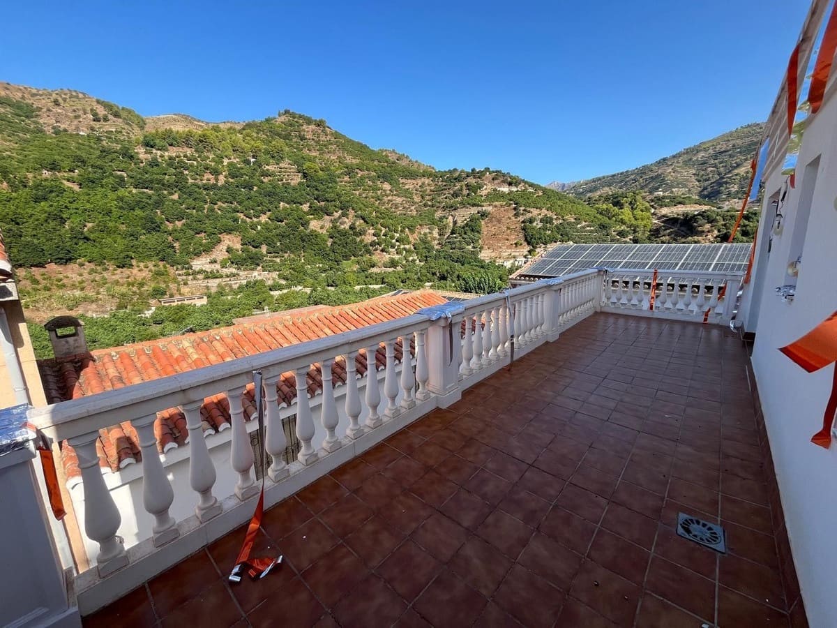 3 camera da letto Casa in vendita in Jete con garage - 160.000 € (Rif: 10042647)