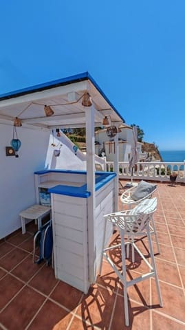 3 slaapkamer Rijtjeshuis te koop in Torrox-Costa, Torrox met zwembad - € 399.000 (Ref: 10050360)