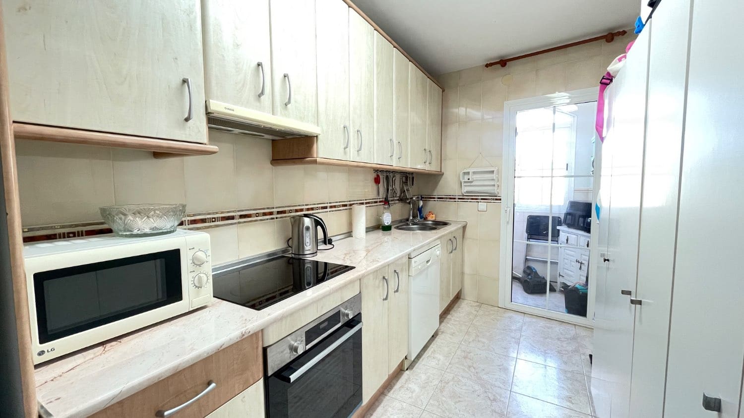 2 bedroom Flat for sale in Torrox with pool - € 375,000 (Ref: 10064722)