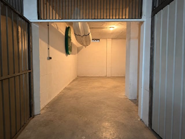Garage til salg i Torrox - € 45.000 (Ref: 10171744)