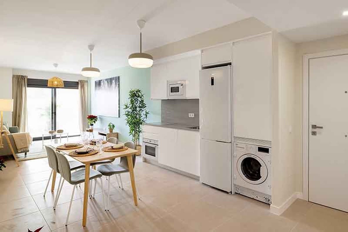 2 quarto Apartamento de Praia para venda em Torrox-Costa com piscina garagem - 296 000 € (Ref: 8352983)