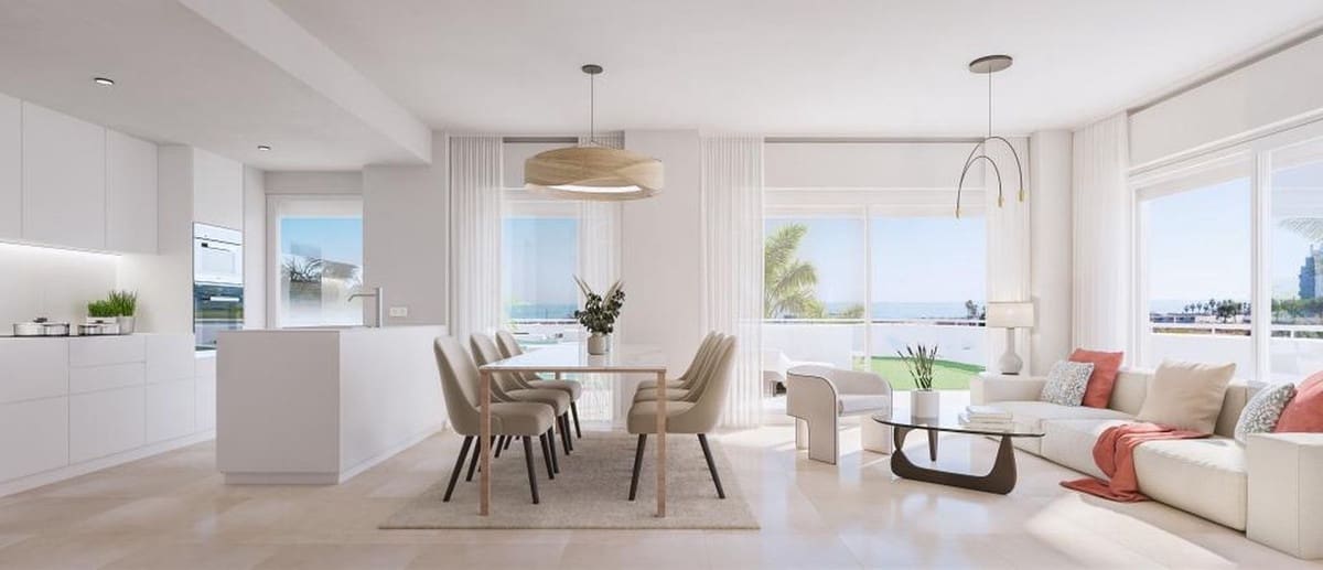 2 makuuhuone Huoneisto myytävänä paikassa Torre del Mar mukana uima-altaan 
autotalli - 330 000 € (Ref: 8387478)