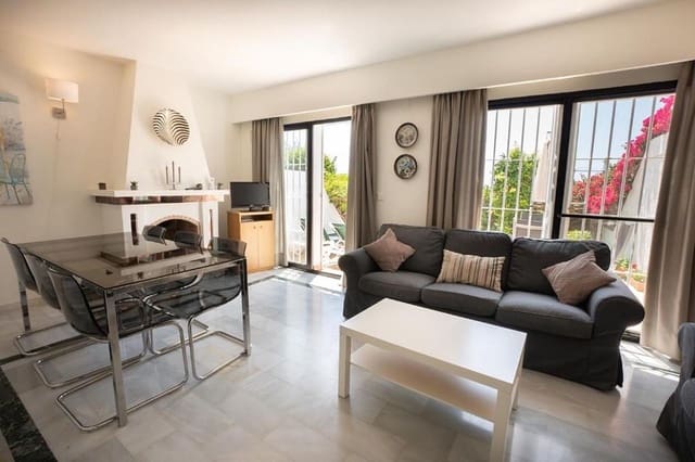 3 sypialnia Dom na sprzedaż w Nerja z basenem - 390 000 € (Ref: 8423706)