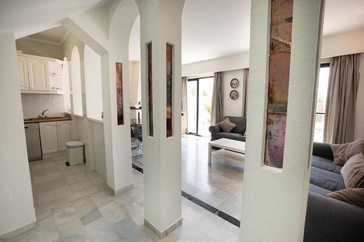 3 sypialnia Dom na sprzedaż w Nerja z basenem - 390 000 € (Ref: 8423706)