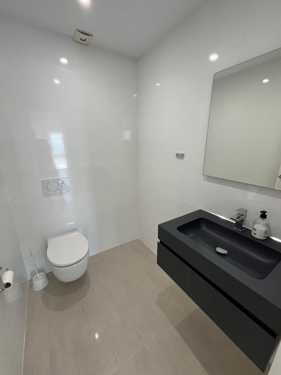 2 bedroom Villa for sale in Almunecar with pool garage - € 995,000 (Ref: 8433308)