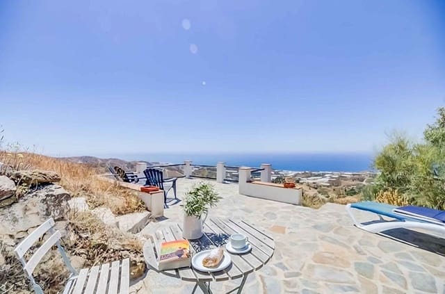 2 soveværelse Finca/Landehus til salg i Sayalonga - € 365.000 (Ref: 8459073)