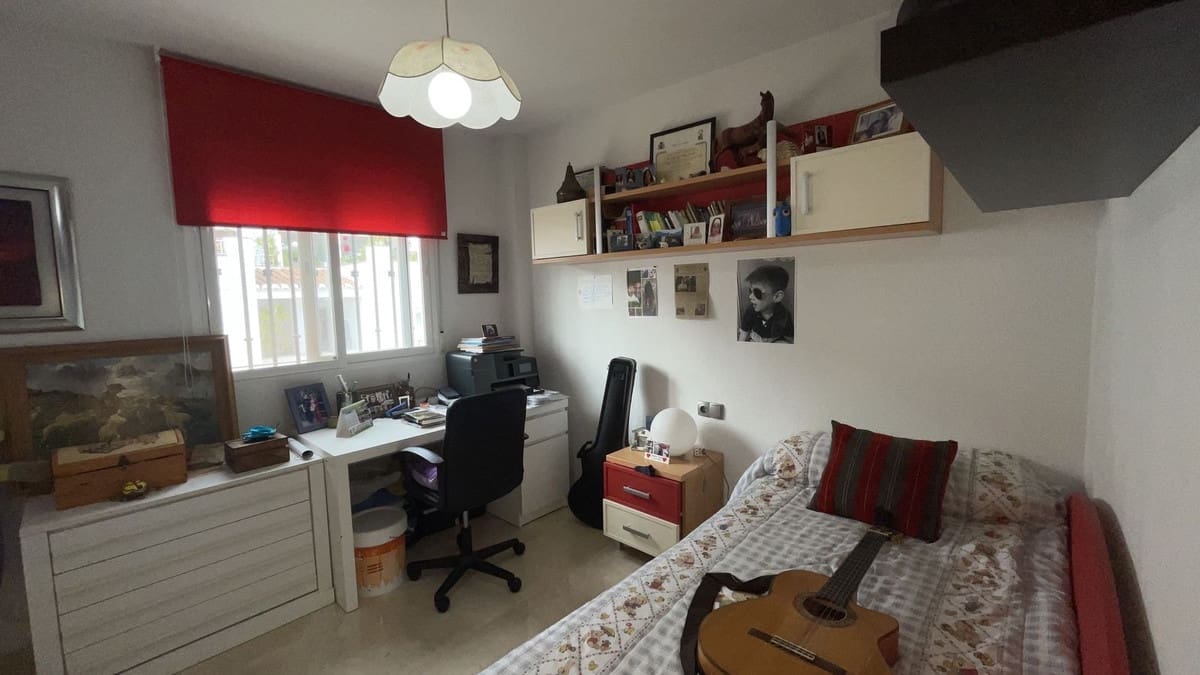 3 soverom Hus til salgs i Almunecar med svømmebasseng garasje - € 324 000 (Ref: 8989913)