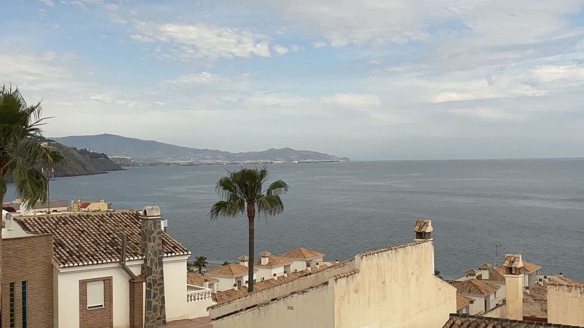 3 soverom Hus til salgs i Almunecar med svømmebasseng garasje - € 324 000 (Ref: 8989913)