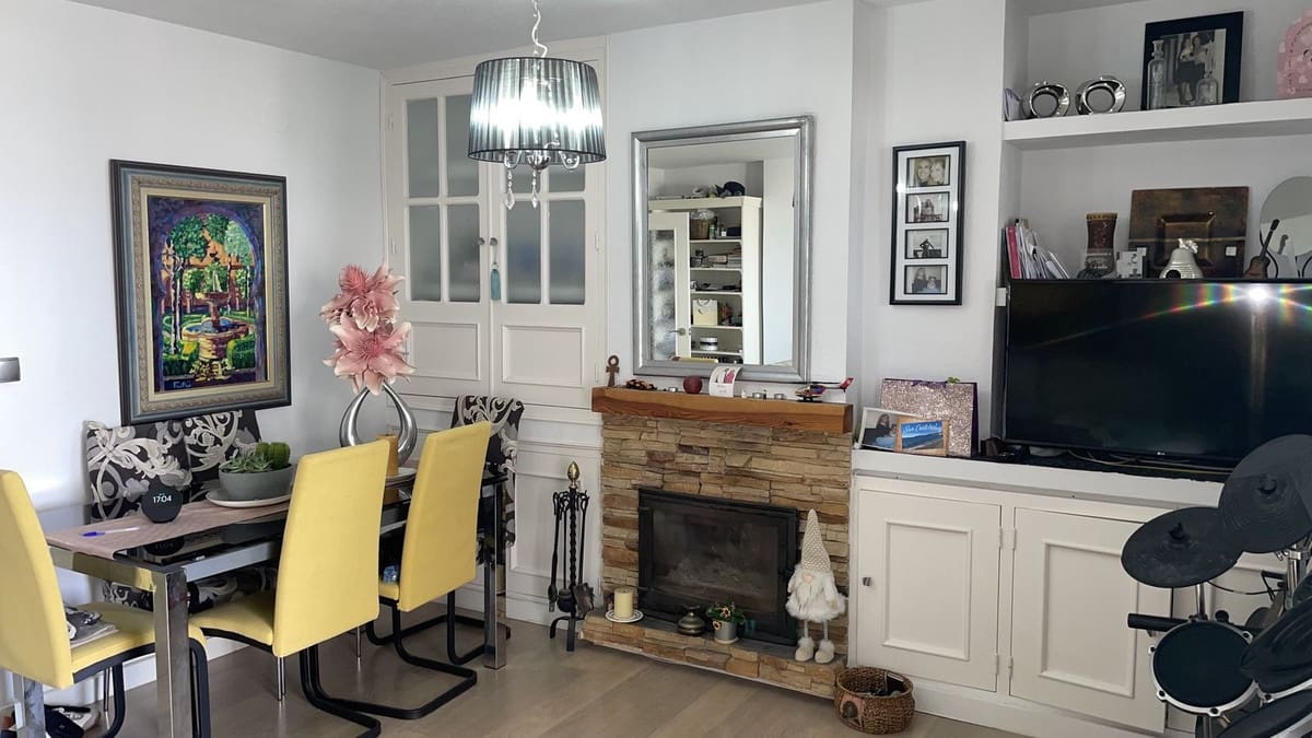 3 soverom Hus til salgs i Almunecar med svømmebasseng garasje - € 324 000 (Ref: 8989913)