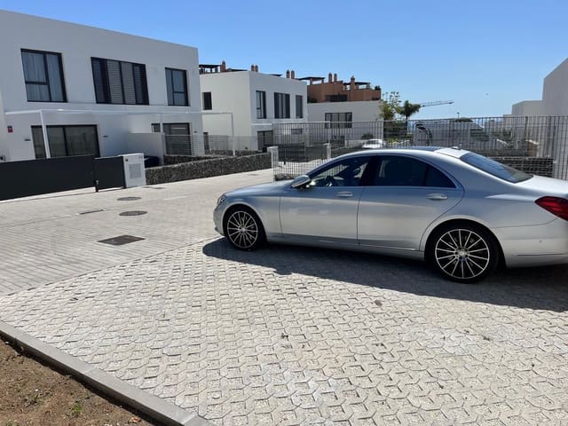 3 soveværelse Semi-Rækkehus til salg i Riviera del Sol, Mijas med swimmingpool garage - € 699.000 (Ref: 9025636)