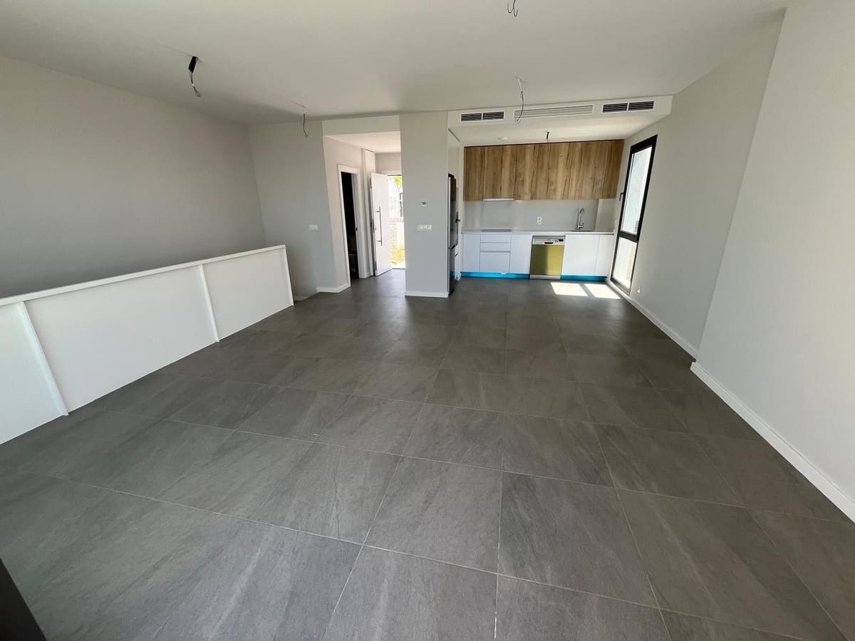 3 camera da letto Villetta Bifamiliare in vendita in Riviera del Sol con piscina garage - 684.000 € (Rif: 9025637)