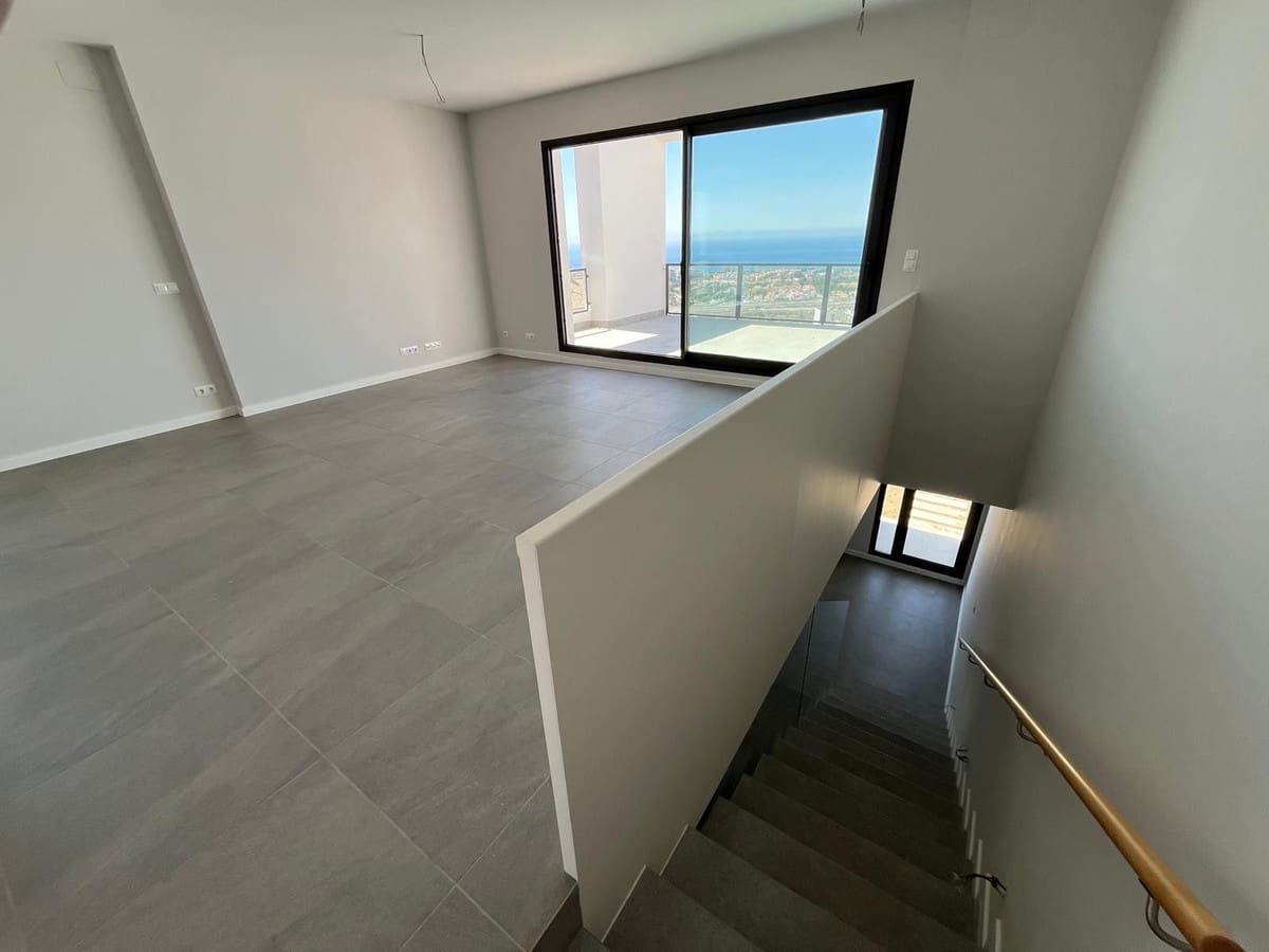 3 camera da letto Villetta Bifamiliare in vendita in Riviera del Sol con piscina garage - 684.000 € (Rif: 9025637)