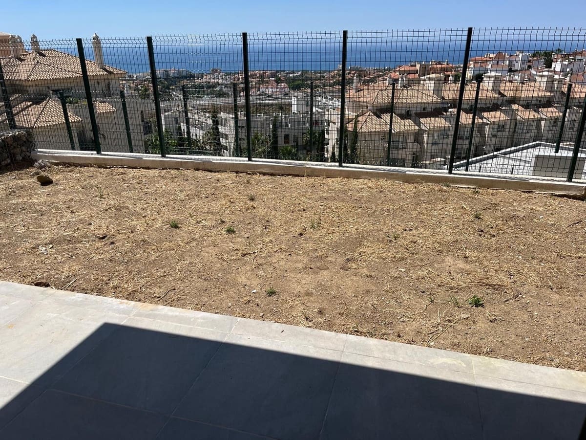 3 camera da letto Villetta Bifamiliare in vendita in Riviera del Sol con piscina garage - 684.000 € (Rif: 9025637)