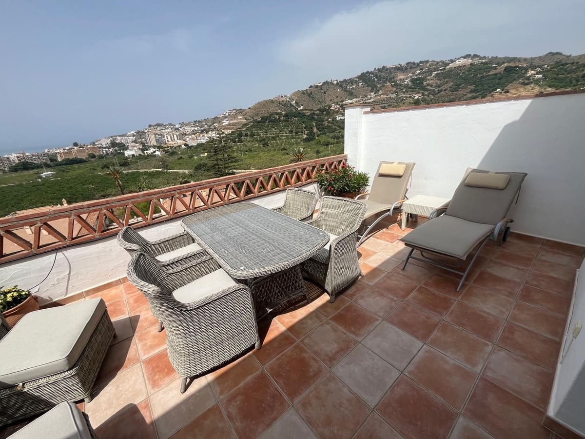 2 soveværelse Penthouse til salg i Almunecar med swimmingpool garage - € 298.000 (Ref: 9094486)