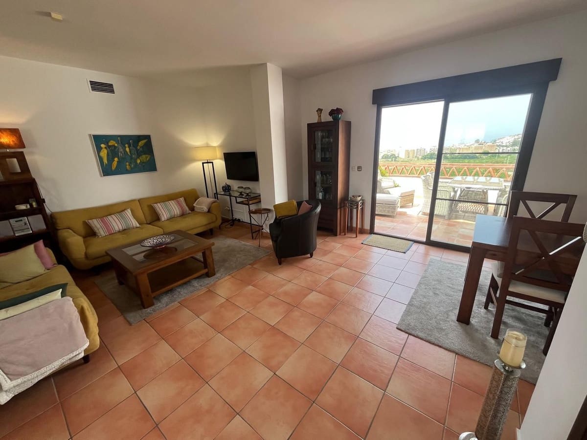 2 soveværelse Penthouse til salg i Almunecar med swimmingpool garage - € 298.000 (Ref: 9094486)