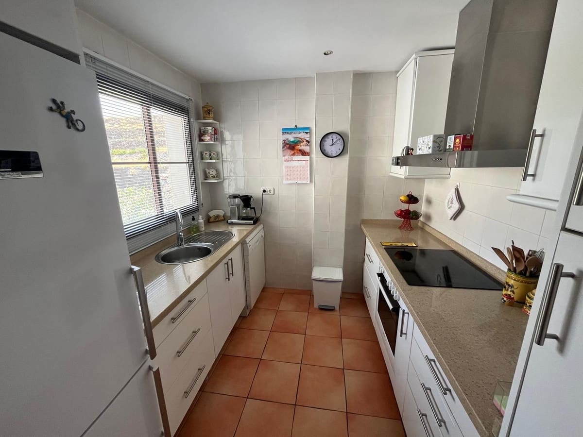 2 soveværelse Penthouse til salg i Almunecar med swimmingpool garage - € 298.000 (Ref: 9094486)