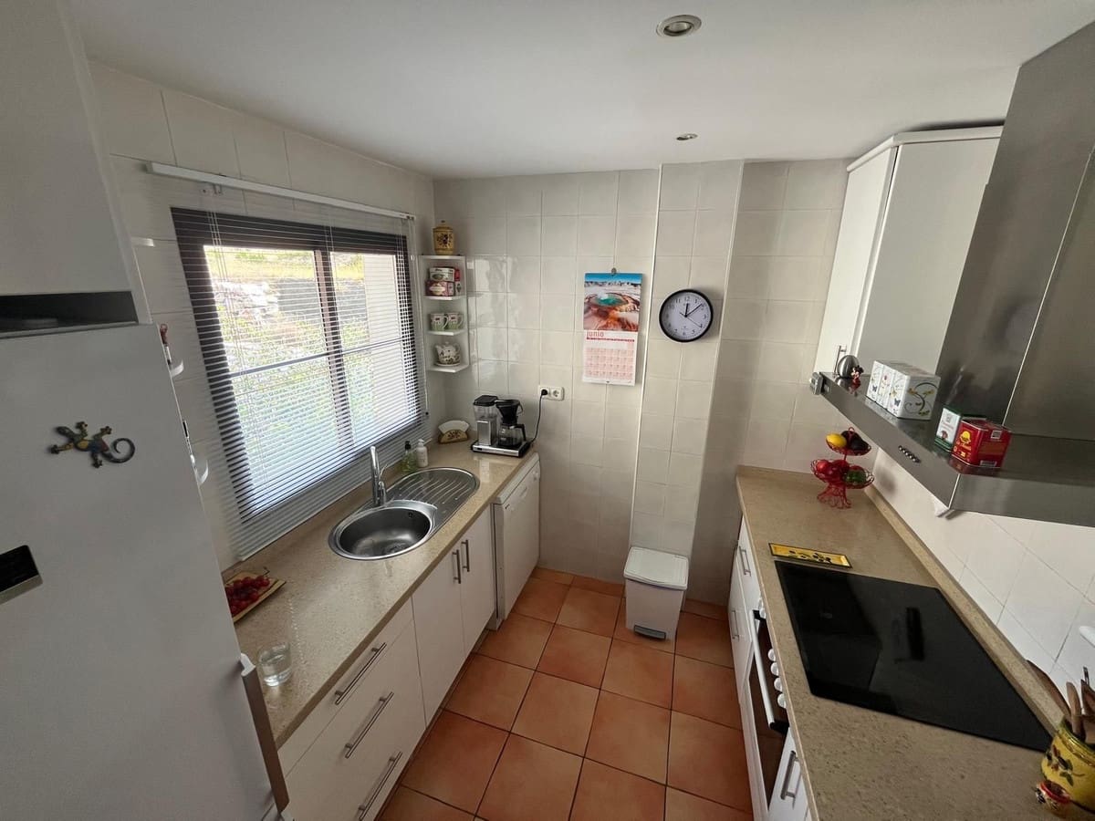 2 soveværelse Penthouse til salg i Almunecar med swimmingpool garage - € 298.000 (Ref: 9094486)