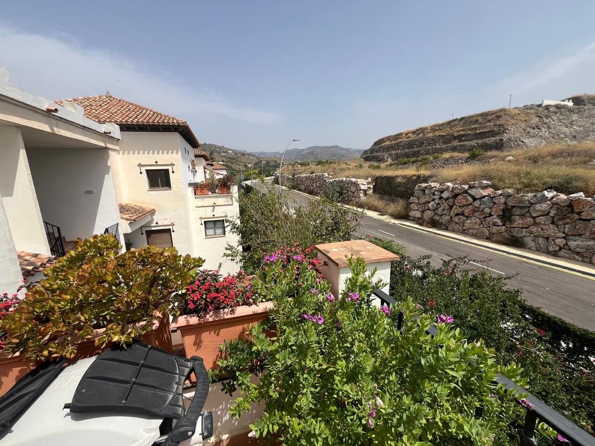 2 soveværelse Penthouse til salg i Almunecar med swimmingpool garage - € 298.000 (Ref: 9094486)