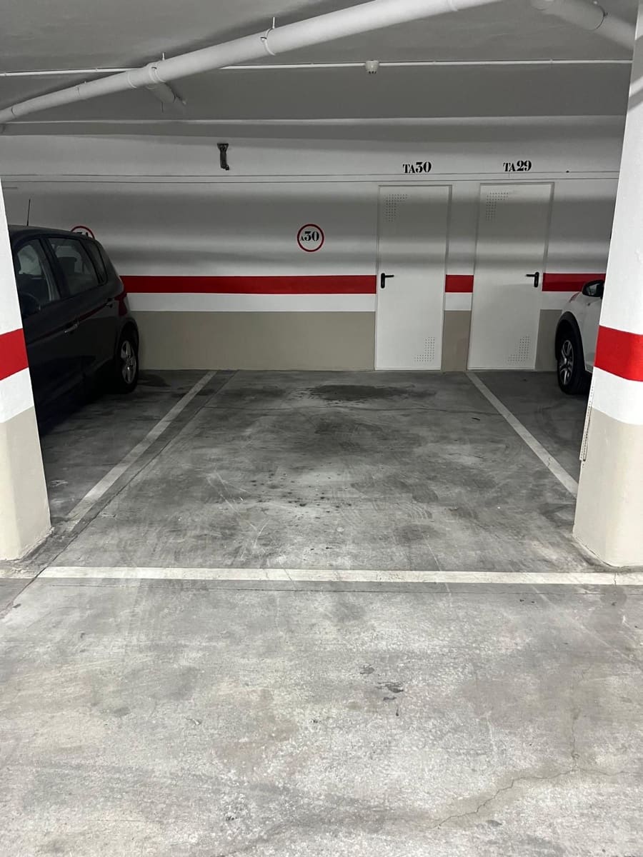 2 soveværelse Penthouse til salg i Almunecar med swimmingpool garage - € 298.000 (Ref: 9094486)