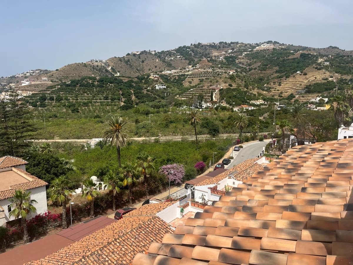 2 soveværelse Penthouse til salg i Almunecar med swimmingpool garage - € 298.000 (Ref: 9094486)