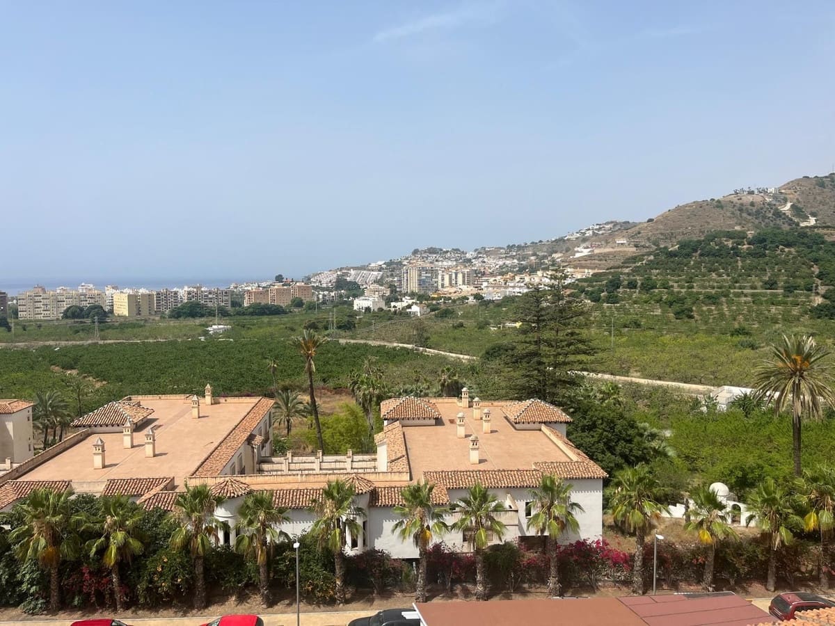 2 soveværelse Penthouse til salg i Almunecar med swimmingpool garage - € 298.000 (Ref: 9094486)