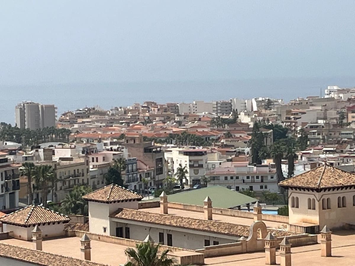 2 soveværelse Penthouse til salg i Almunecar med swimmingpool garage - € 298.000 (Ref: 9094486)