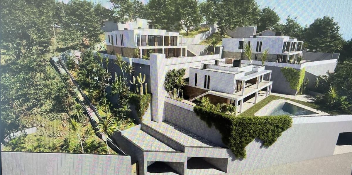 4 sypialnia Willa na sprzedaż w Almunecar z garażem - 1 250 000 € (Ref: 9095766)