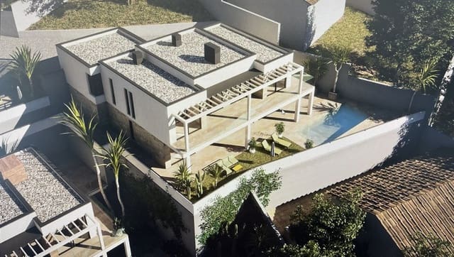 4 sypialnia Willa na sprzedaż w Almuñécar z garażem - 1 250 000 € (Ref: 9095766)