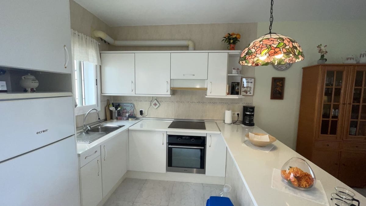 2 makuuhuone Huoneisto myytävänä paikassa Torrox-Costa mukana uima-altaan - 170 000 € (Ref: 9271467)