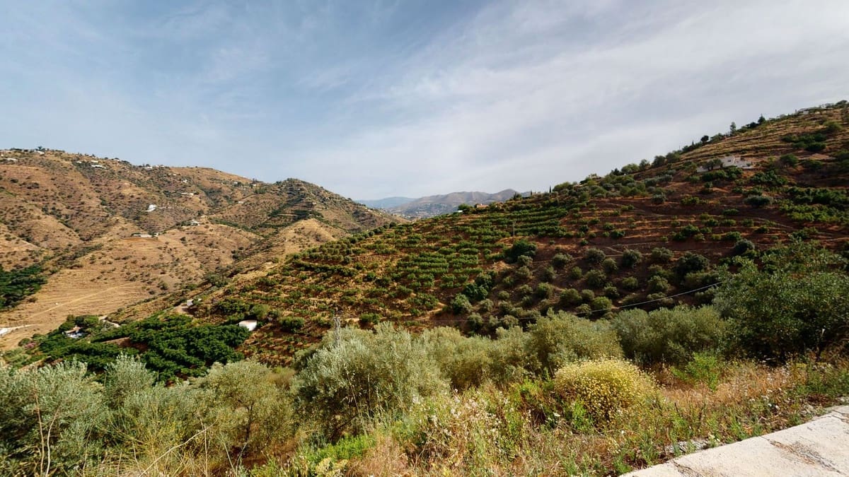 3 soveværelse Finca/Landehus til salg i Competa med swimmingpool garage - € 362.000 (Ref: 9388215)