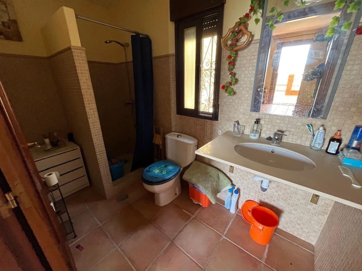 2 soveværelse Finca/Landehus til salg i Itrabo med garage - € 139.000 (Ref: 9395335)