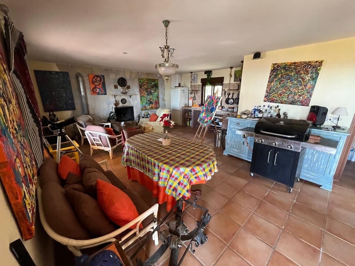 2 soveværelse Finca/Landehus til salg i Itrabo med garage - € 139.000 (Ref: 9395335)