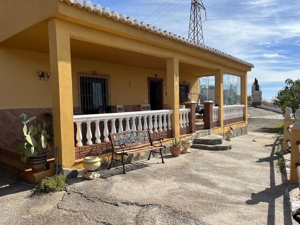 2 soveværelse Finca/Landehus til salg i Itrabo med garage - € 139.000 (Ref: 9395335)