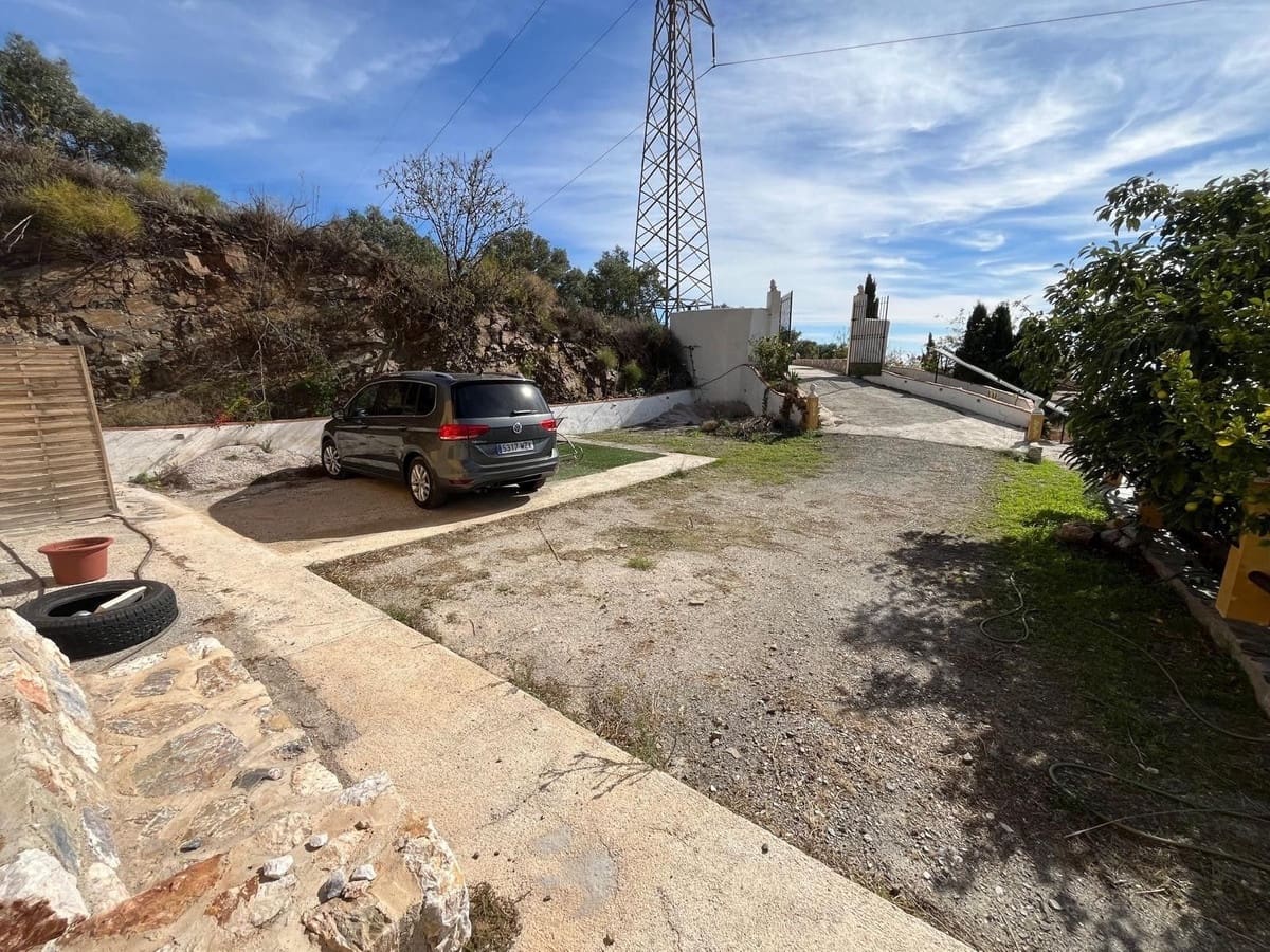 2 soveværelse Finca/Landehus til salg i Itrabo med garage - € 139.000 (Ref: 9395335)