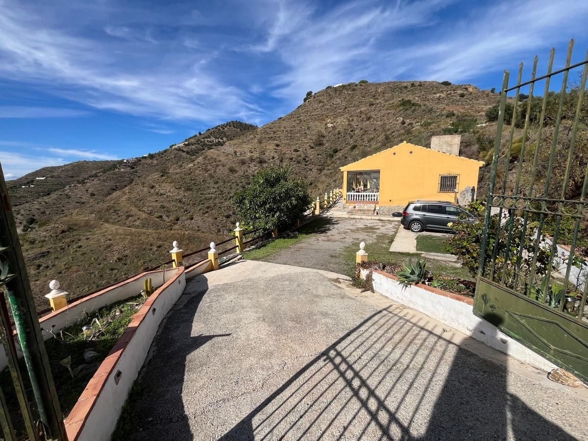 2 soveværelse Finca/Landehus til salg i Itrabo med garage - € 139.000 (Ref: 9395335)